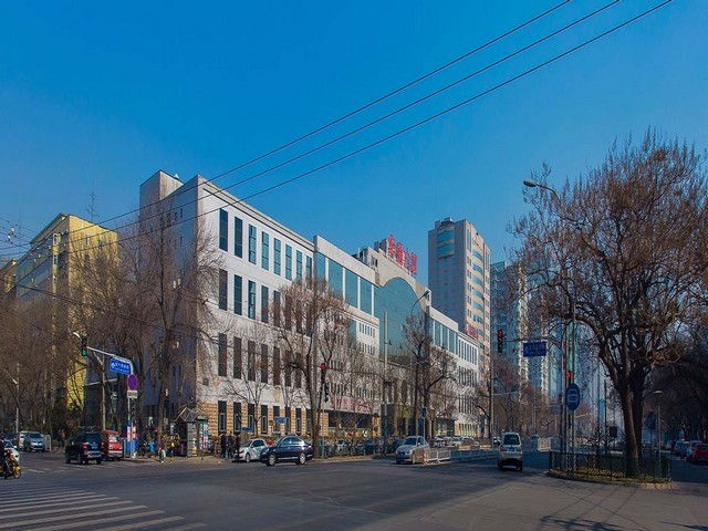 半自动光伏清洗机定做价格